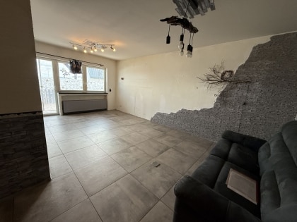 Preis gesenkt! Gro�z�giges Wohnhaus mit zwei Einheiten und vielen M�glichkeiten