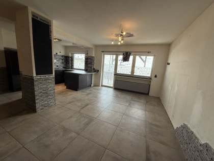 Preis gesenkt! Gro�z�giges Wohnhaus mit zwei Einheiten und vielen M�glichkeiten