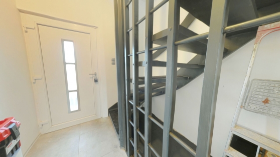 Preis gesenkt! Gro�z�giges Wohnhaus mit zwei Einheiten und vielen M�glichkeiten