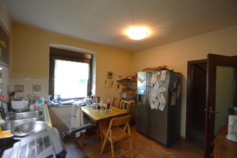 RESERVIERT Alleinlage: ruhig gelegenes, freistehendes Haus mit Garage auf gro�em Grundst�ck