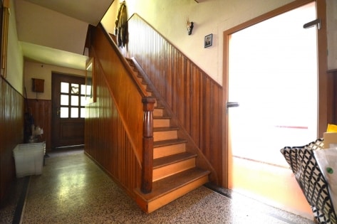 RESERVIERT Alleinlage: ruhig gelegenes, freistehendes Haus mit Garage auf gro�em Grundst�ck