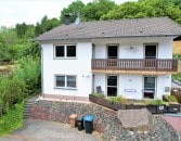 RESERVIERT Eigentumswohnung mit Balkon, Aussicht, Parkplatz und Garten