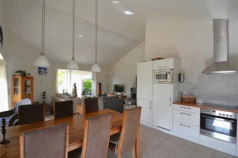 RESERVIERT Moderner, ruhig gelegener und perfekt unterhaltener Ferienbungalow auf sch�nem Grundst�ck