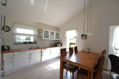 RESERVIERT Moderner, ruhig gelegener und perfekt unterhaltener Ferienbungalow auf sch�nem Grundst�ck