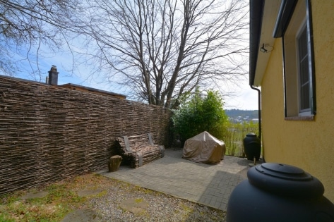 RESERVIERT Perfekt gepflegtes, freistehendes Haus mit Garten, Terrasse, Garage und toller Aussicht