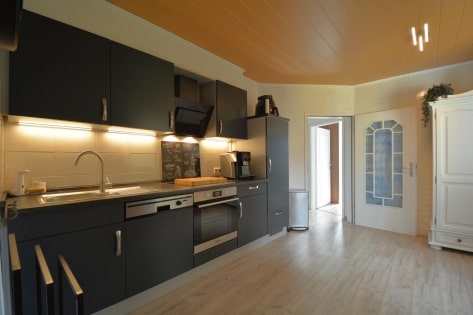 RESERVIERT Perfekt gepflegtes, freistehendes Haus mit Garten, Terrasse, Garage und toller Aussicht