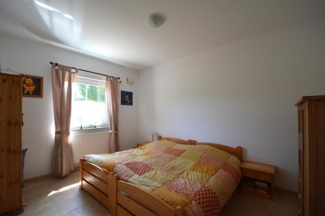 RESERVIERT Ruhig gelegener, freistehender Bungalow mit Garage, berdachter Terrasse und schner Aussicht 