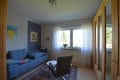 RESERVIERT Ruhig gelegenes, freistehendes Haus mit 3 Wohnungen, Terrasse, 2 Balkonen, Garten, Garage und Ausblick
