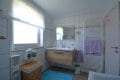 RESERVIERT Ruhig gelegenes, freistehendes Haus mit 3 Wohnungen, Terrasse, 2 Balkonen, Garten, Garage und Ausblick