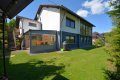 RESERVIERT Ruhig gelegenes, freistehendes Haus mit Einliegerwohnung, berdachter Terrasse, Garage, PV-Anlage und schner Aussicht