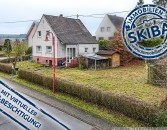 Renovierungsbed�rftiges Einfamilienhaus mit gro�em Garten in Pomster