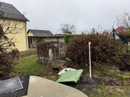 Renovierungsbed�rftiges Wohnhaus aus dem Baujahr ca. 1900, welches1952 durch einen Anbau erweitert wurde