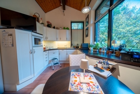 Repr�sentatives Wohnhaus mit 7 Zimmern, 4 B�dern und G�ste-WC in idyllischer Waldrandlage