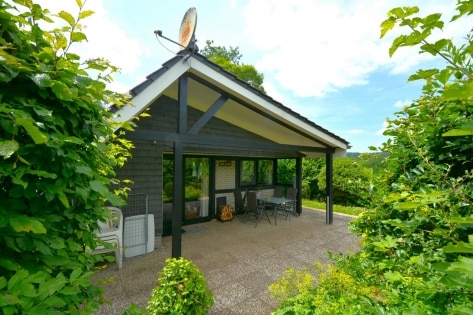 Ruhig gelegener, gepflegter Ferienbungalow mit Terrasse