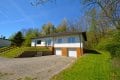 Ruhig gelegener, ger�umiger Bungalow mit Souterrain und Doppelgarage