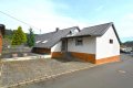 Ruhig gelegenes, freistehendes Haus mit Balkon, Terrasse, Garten und Garage