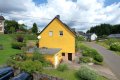 Ruhig gelegenes, freistehendes Haus mit Terrasse, Garage und Gartenhaus