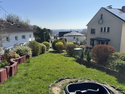 Ruhige Wohnlage mit kleinem Garten und Garage.... Einfamilienhaus in Neuwied-Segendorf