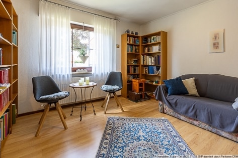 Ruhiges Wohngebiet: Gepflegtes Wohnhaus mit Garten und Garage auf Erbpachtgrund in Oberdrees
