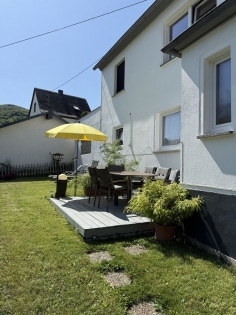 Saniertes, gut laufendes Ferienhaus mit Betreiberwohnung in der Moselgemeinde Briedern