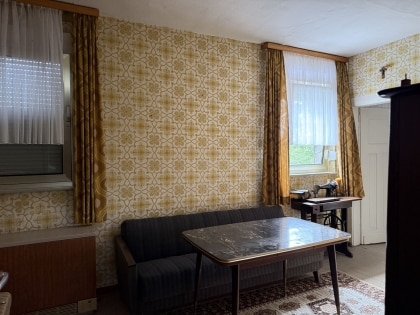 Sanierungsbedrftiges Einfamilienwohnhaus in ruhiger Wohnlage der Gemeinde Mllenbach (Kreis Cochem-Zell)