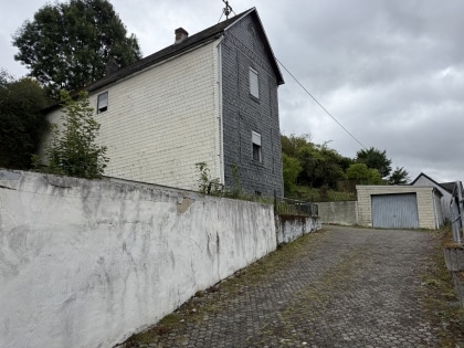 Sanierungsbed�rftiges Einfamilienwohnhaus in ruhiger Wohnlage der Gemeinde M�llenbach (Kreis Cochem-Zell)
