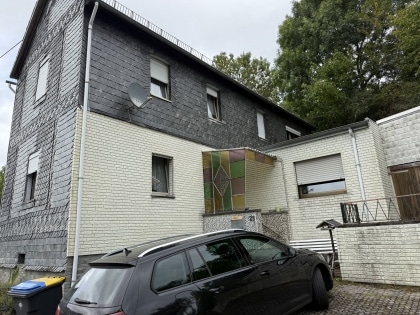 Sanierungsbedrftiges Einfamilienwohnhaus in ruhiger Wohnlage der Gemeinde Mllenbach (Kreis Cochem-Zell)