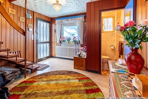 Schner Blick ber Antweiler an der Ahr: Wohnhaus mit groem Garten