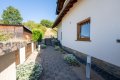 Sehr gepflegtes, grozgiges Zweifamilienwohnhaus in ruhiger Ortsrandlage der Gemeinde dersdorf