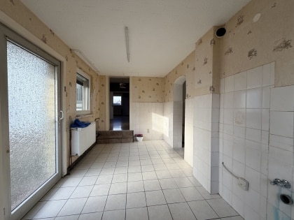 Seltenes Gartenjuwel in guter Lage von Heimbach-Weis: 1.473 m� Freiheit f�r Ihre Wohntr�ume!