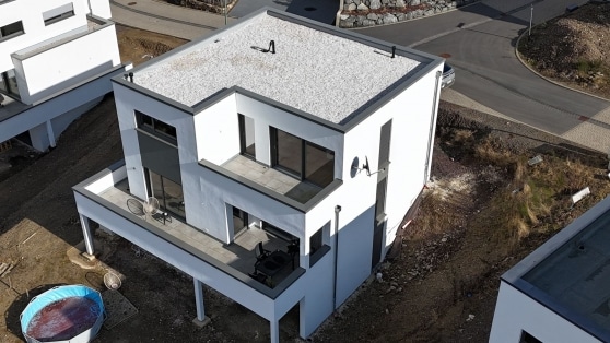 Sie sollten nicht mehr weiter suchen! Neuwertiges Einfamilienwohnhaus in toller Aussichtslage der Stadt Daun!