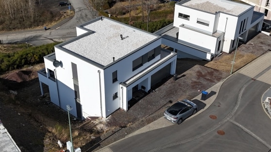 Sie sollten nicht mehr weiter suchen! Neuwertiges Einfamilienwohnhaus in toller Aussichtslage der Stadt Daun!