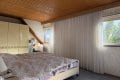 Viel Potenzial - sanierungsbed�rftiges Einfamilienhaus mit Garten und zwei Garagen