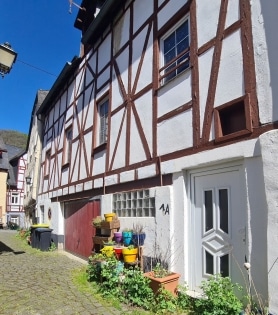 Vielseitig nutzbares Anwesen im Herzen von Monreal (Denkmalgesch�tzt)