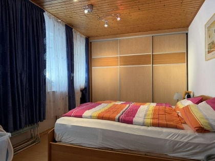 Vielseitig nutzbares Zweifamilienhaus mit Potenzial in Niederfell