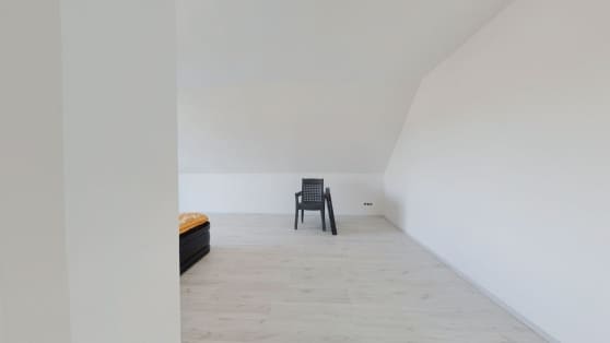 Vielseitiges Wohnhaus mit zwei Eing�ngen - ideal f�r Mehrgenerationen oder Kapitalanleger