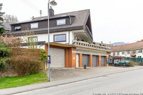 Vollvermietetes 2-Familienhaus mit 4 Garagen in Antweiler an der Ahr