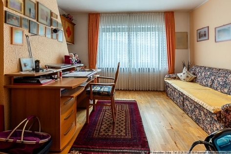Vollvermietetes 2-Familienhaus mit 4 Garagen in Antweiler an der Ahr