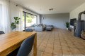 Weitblick in Langscheid bei Mayen: Wohnhaus mit Einliegerwohnung und Garagen