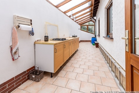 Weitblick ber das Kesselinger Tal: Wohnhaus in ruhiger Ortsrandlage