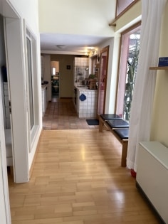 Willkommen in deinem neuen Zuhause. Freistehender Landbungalow mit unverbauter Weitsicht - sofort bezugsfertig.