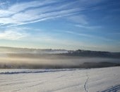 Winterlandschaft im Frühnebel zwischen Uersfeld und Höchstberg/Kr.Daun