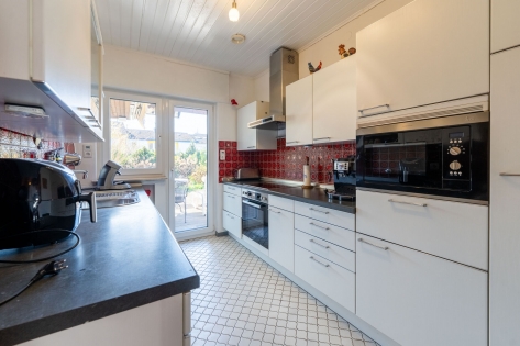 Wohnen auf einer Ebene in Rheinn�he - gepflegter Bungalow mit Garten in Unkel
