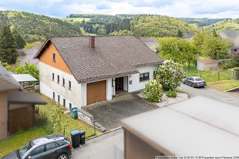 Wohnen auf einer Ebene in der Vulkaneifel: Einfamilienhaus mit Garten u. Garage in Uersfeld b. Ulmen