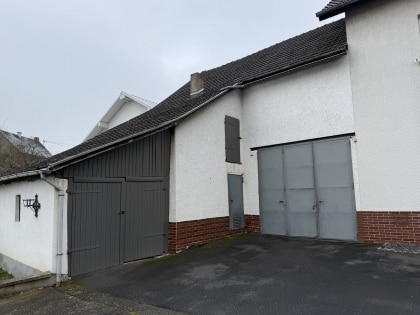 Wohnhaus mit vielseitigen Nebengebuden in 56729 Baar / Nhe Nrburgring
