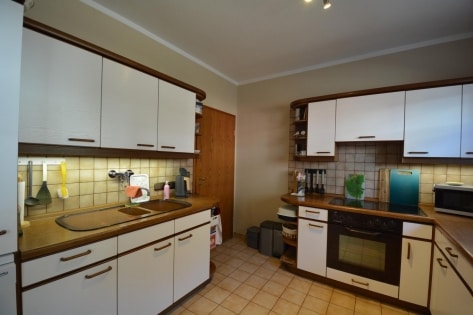 Wunderschn gelegener Bungalow mit Einliegerwohnung, Terrasse, Balkon, Garten, Garage, PV-Anlage und einmaligem Ausblick