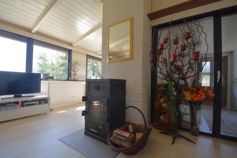 Wunderschn gelegener Ferienbungalow mit Terrasse, Nebengebude, Gartenhaus und Aussicht
