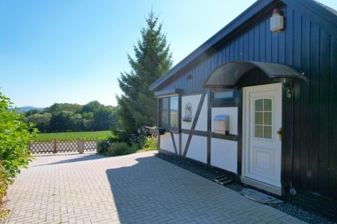 Wunderschn gelegener Ferienbungalow mit Terrasse, Nebengebude, Gartenhaus und Aussicht