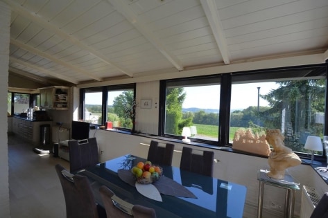 Wunderschn gelegener Ferienbungalow mit Terrasse, Nebengebude, Gartenhaus und Aussicht