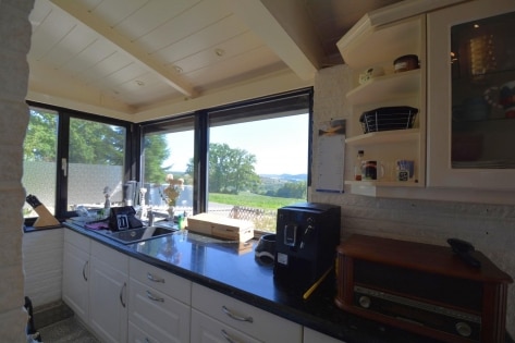 Wunderschn gelegener Ferienbungalow mit Terrasse, Nebengebude, Gartenhaus und Aussicht